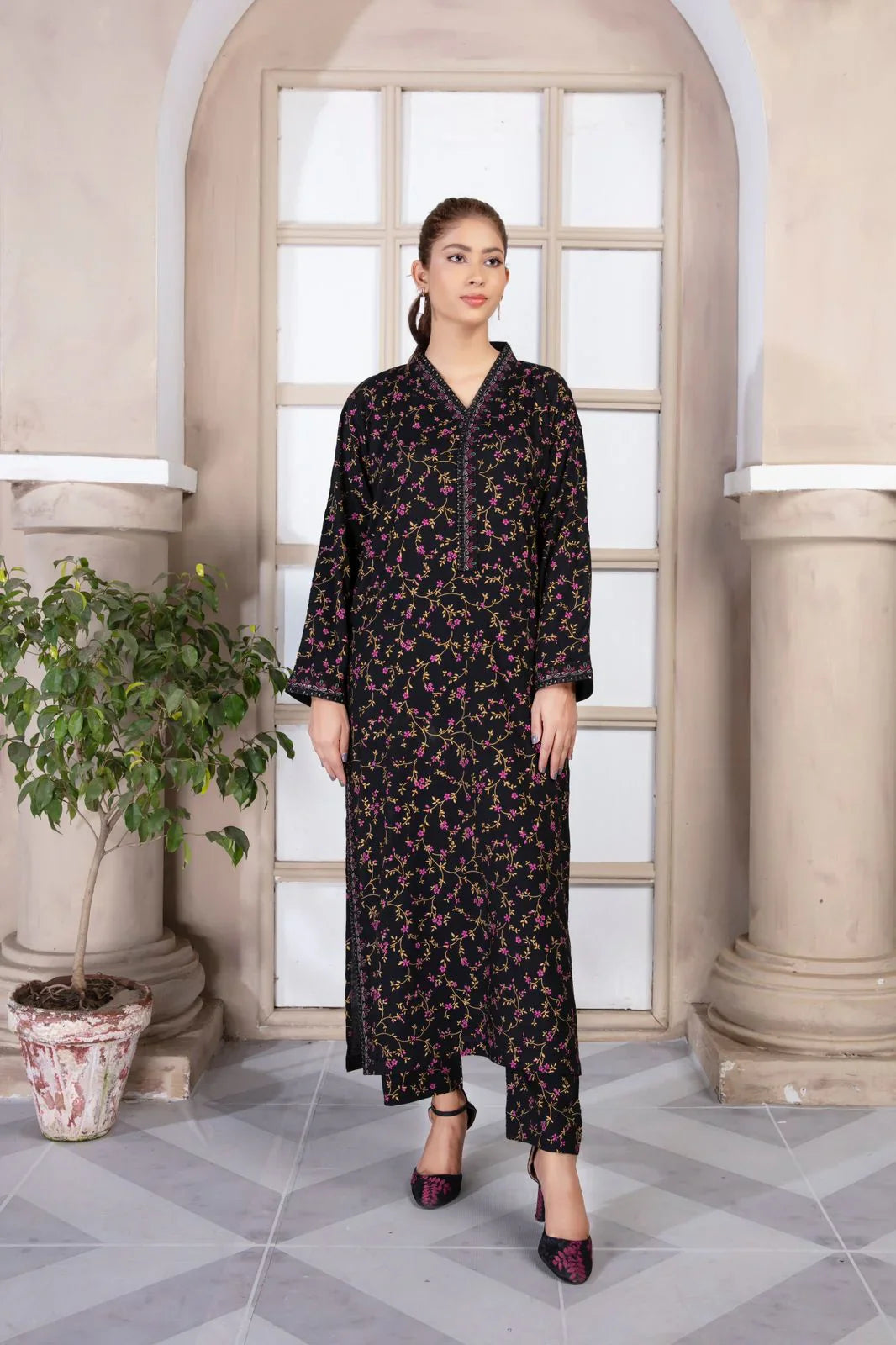 Black Floral 2PC