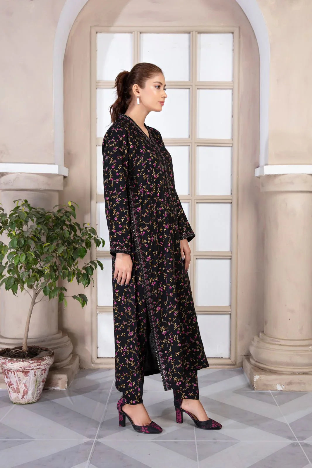Black Floral 2PC